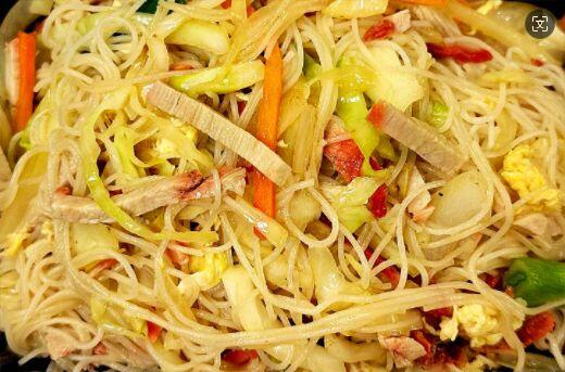 57. Pork Chow Mei Fun
